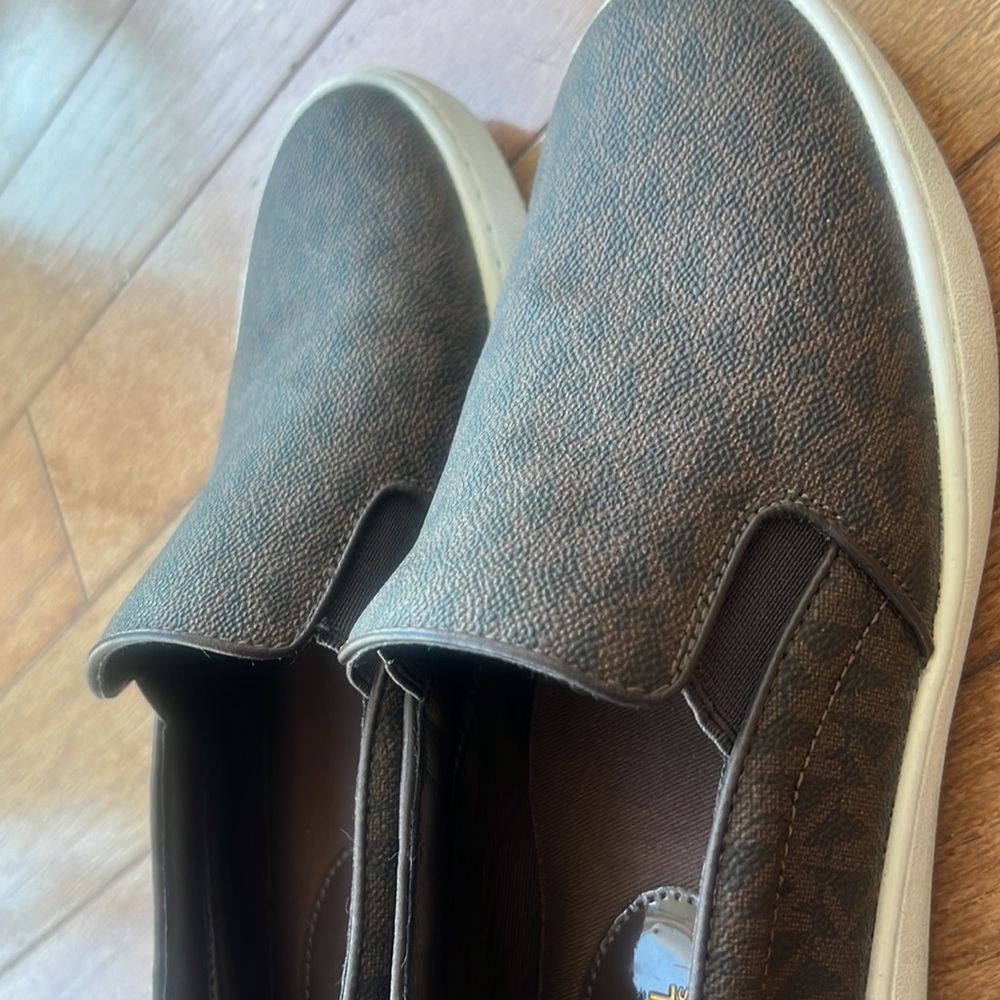 Michael Kors Shoes - brown - leather - size 6.5m - worn only once - Picture 4 of 5